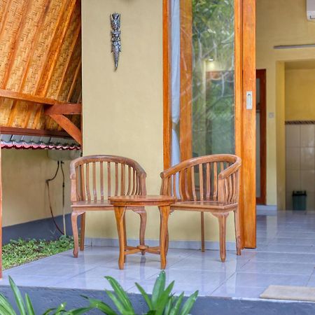 Maharga Bungalows Sakti Bagian luar foto