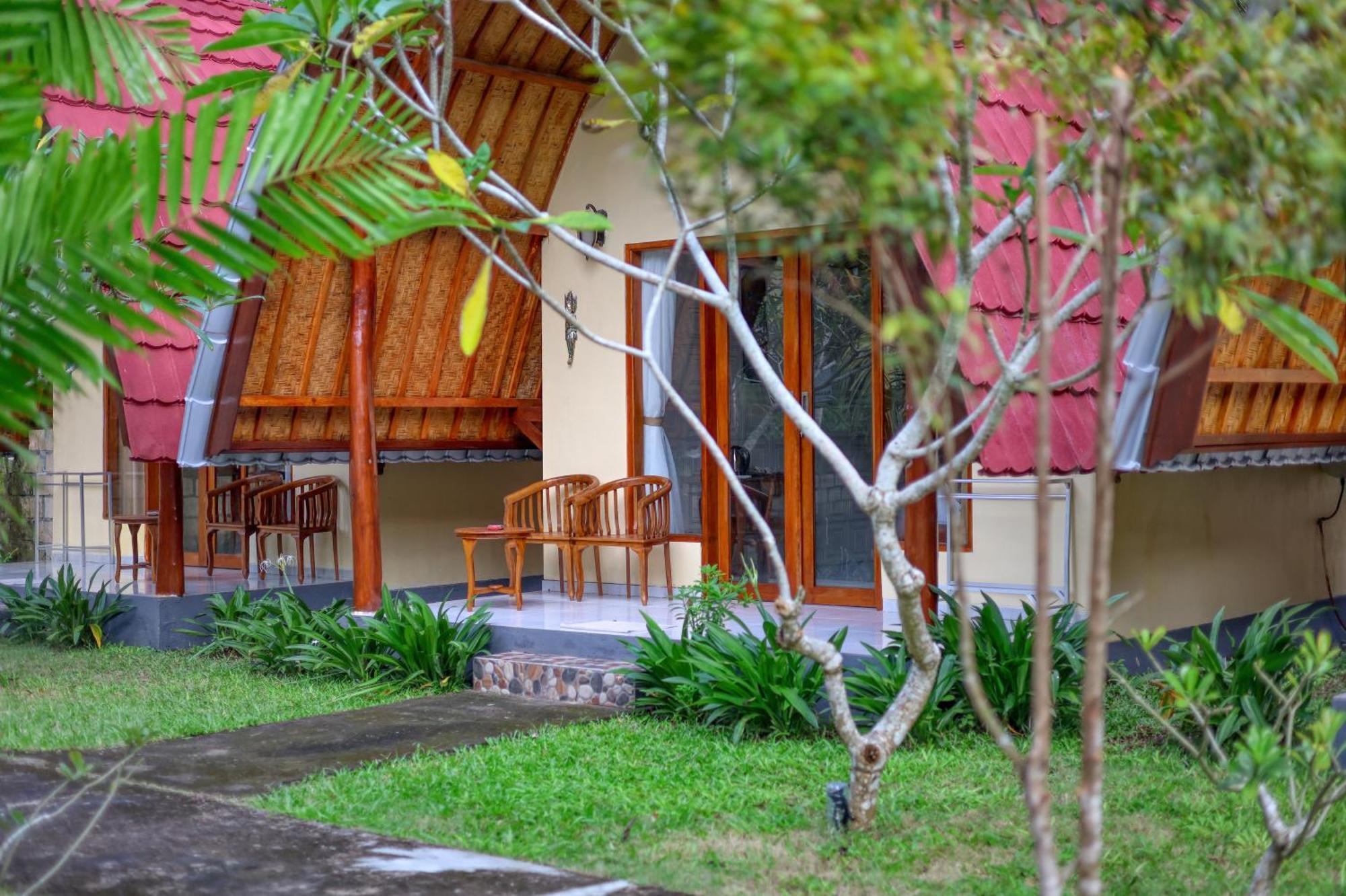 Maharga Bungalows Sakti Bagian luar foto