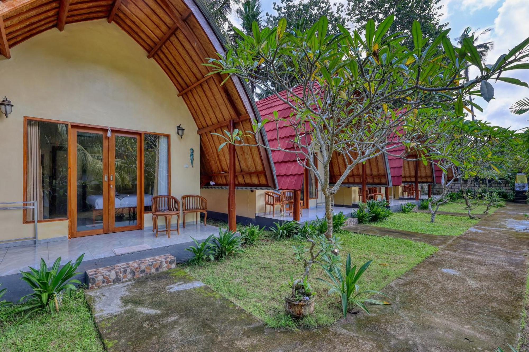 Maharga Bungalows Sakti Bagian luar foto