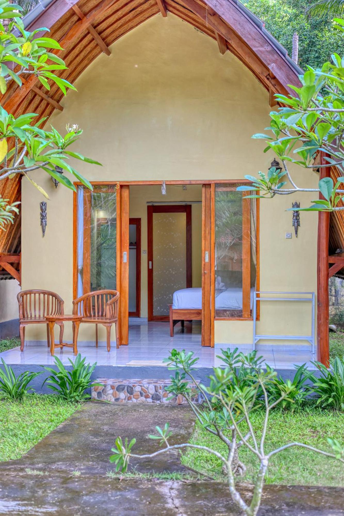 Maharga Bungalows Sakti Bagian luar foto